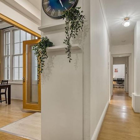Cosy 2Br Retreat Near Paddington Station Appartement Londen Buitenkant foto