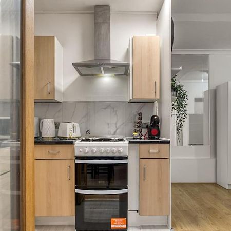 Cosy 2Br Retreat Near Paddington Station Appartement Londen Buitenkant foto