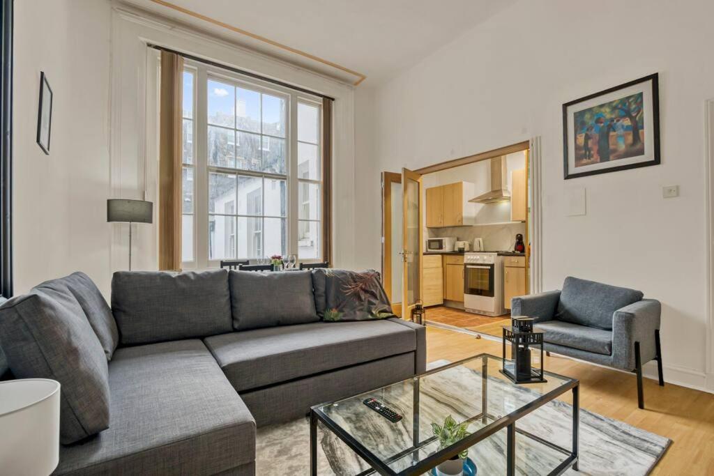 Cosy 2Br Retreat Near Paddington Station Appartement Londen Buitenkant foto