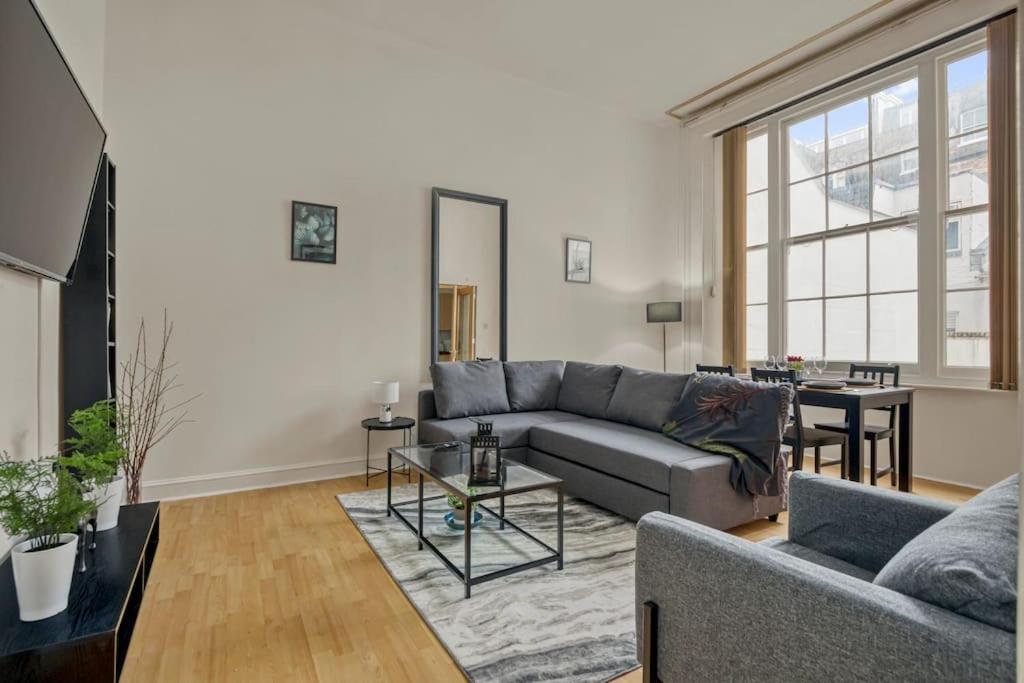 Cosy 2Br Retreat Near Paddington Station Appartement Londen Buitenkant foto